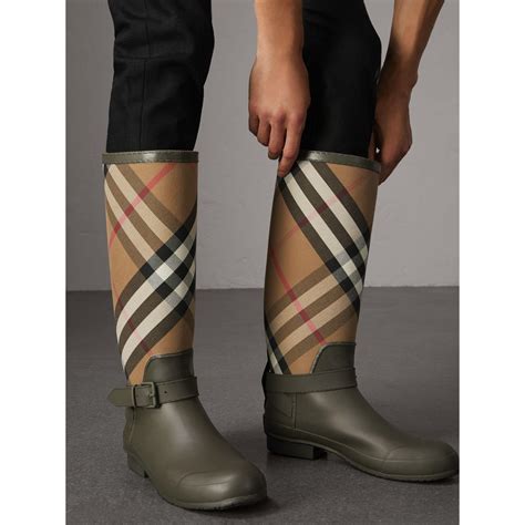 burberry gummistiefel|Burberry clothing for men.